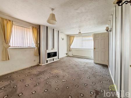 3 bedroom Detached bungalow for sale in Garrick Close, Lincoln, LN5