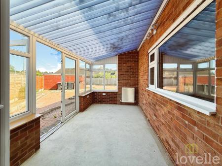3 bedroom Bungalow for sale in Waverley Avenue, Lincoln, LN6