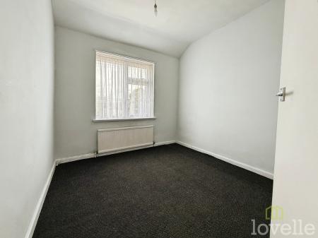 3 bedroom Semi-detached house for sale in Dore Avenue, North Hykeham, LN6
