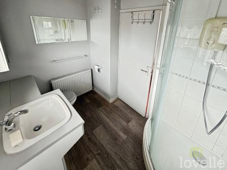 3 bedroom Semi-detached house for sale in Dore Avenue, North Hykeham, LN6