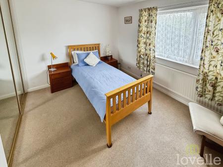 3 bedroom Bungalow for sale in Almond Court, Lincoln, LN6