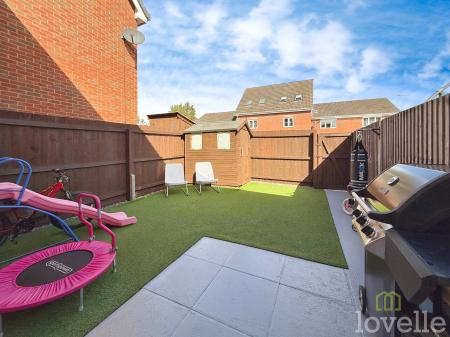 3 bedroom End of terrace house for sale in Arvina Close, North Hykeham, LN6