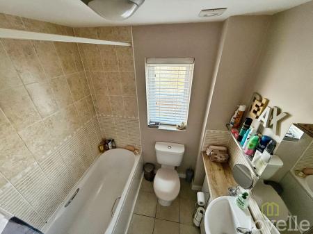 3 bedroom End of terrace house for sale in Arvina Close, North Hykeham, LN6