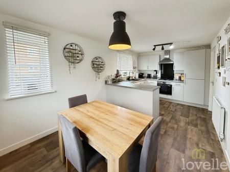 3 bedroom Detached house for sale in Mettam Road, Waddington, LN5