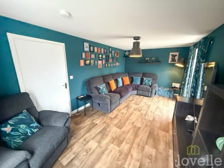 3 bedroom Detached house for sale in Mettam Road, Waddington, LN5