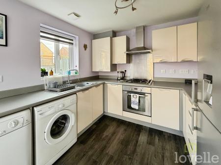 3 bedroom End of terrace house for sale in Maximus Road, North Hykeham, LN6