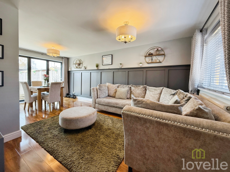 3 bedroom Semi-detached house for sale in Regent Avenue, Lincoln, LN6