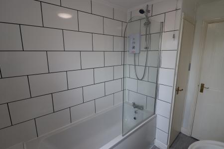 2 bedroom Terraced House to let in Kingsdown Road, Lincoln, LN6