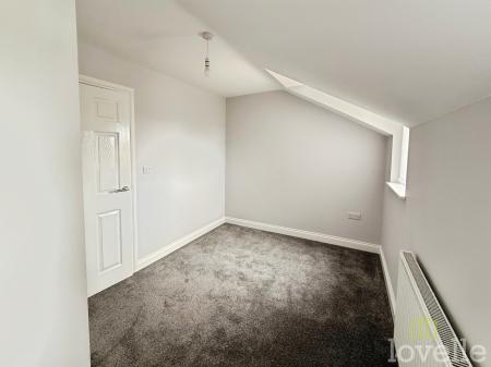 2 bedroom Semi-detached house for sale in Mill Lane, North Hykeham, LN6