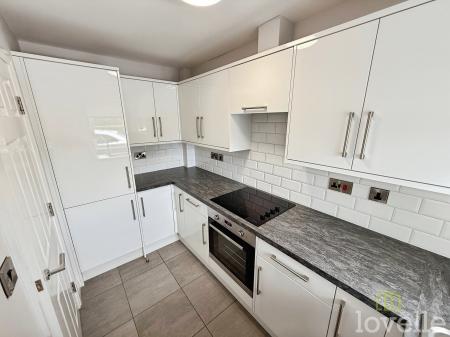 2 bedroom Semi-detached house for sale in Mill Lane, North Hykeham, LN6