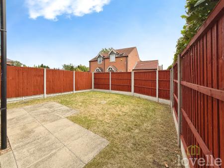 2 bedroom Semi-detached house for sale in Mill Lane, North Hykeham, LN6