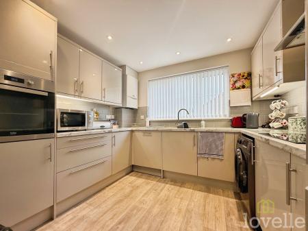 3 bedroom Detached bungalow for sale in Melbourne Road, Lincoln, LN6