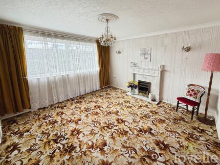 3 bedroom Detached house for sale in Malton Road, Lincoln, LN6