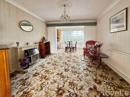 3 bedroom Detached house for sale in Malton Road, Lincoln, LN6