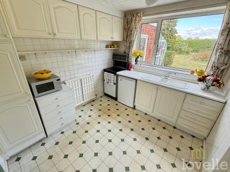 3 bedroom Detached house for sale in Malton Road, Lincoln, LN6