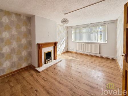 2 bedroom Ground floor flat to let in Woodfield Avenue, Lincoln, LN6