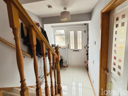 3 bedroom Semi-detached house for sale in Chestnut Road, North Hykeham, LN6
