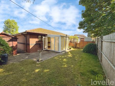 1 bedroom Semi-detached bungalow for sale in St Claires Court, Lincoln, LN6