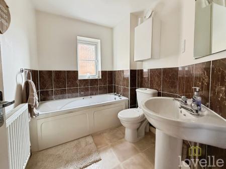 3 bedroom Semi-detached house for sale in Juniper Way, Witham St Hughs, LN6