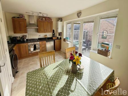 3 bedroom Semi-detached house for sale in Juniper Way, Witham St Hughs, LN6