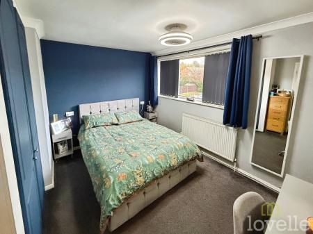 3 bedroom Semi-detached house for sale in Sperrin Close, Lincoln, LN5