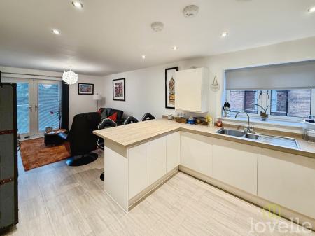 2 bedroom Flat for sale in Canwick Villas, South Park, Lincoln, LN5