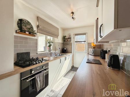 3 bedroom Semi-detached house for sale in Garrick Close, Lincoln, LN5