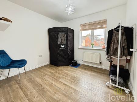 4 bedroom Detached house for sale in Meadowsweet Lane, Witham St Hughs, LN6