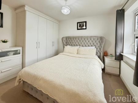 4 bedroom Detached house for sale in Meadowsweet Lane, Witham St Hughs, LN6