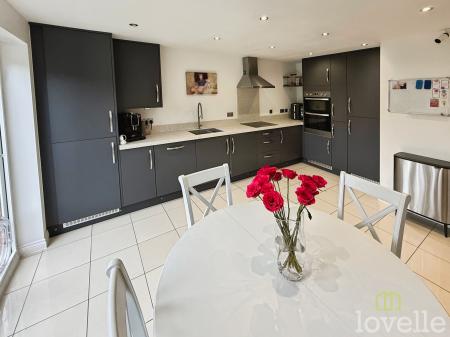 4 bedroom Detached house for sale in Meadowsweet Lane, Witham St Hughs, LN6