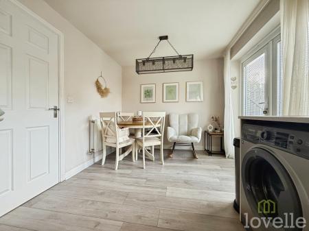 3 bedroom Semi-detached house for sale in Cupola Close, North Hykeham, LN6