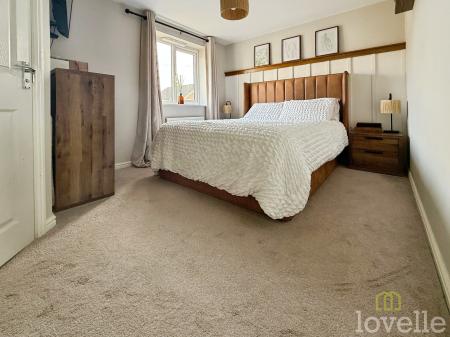 3 bedroom Semi-detached house for sale in Cupola Close, North Hykeham, LN6