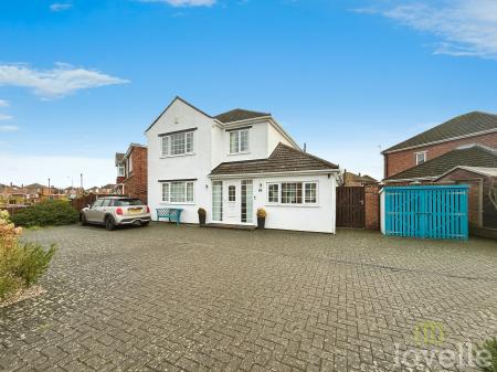 Beverley Grove, North Hykeham, LN6