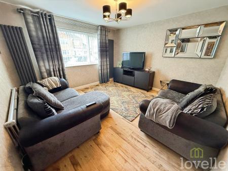 4 bedroom Detached house for sale in Beverley Grove, North Hykeham, LN6