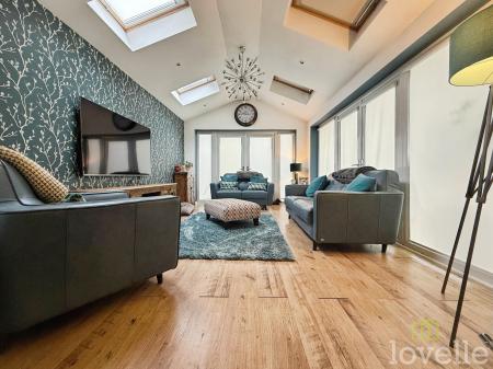 4 bedroom Detached house for sale in Beverley Grove, North Hykeham, LN6