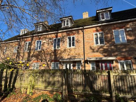 Carnoustie Drive, Lincoln, LN6