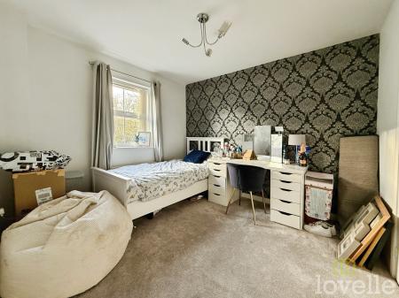 4 bedroom Town house for sale in Squirrel Chase, Witham St Hughs, LN6