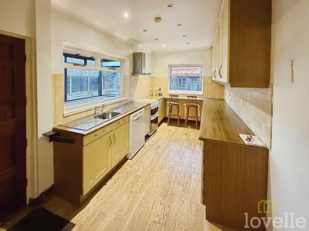 3 bedroom Semi-detached house for sale in Boultham Park Road, Lincoln, LN6