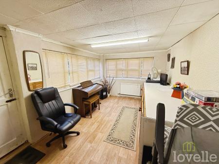 3 bedroom Detached bungalow for sale in Station Road, Waddington, LN5