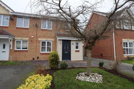 3 bedroom Semi-detached house to let in Stane Drive, Lincoln, LN4