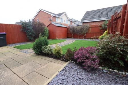 3 bedroom Semi-detached house to let in Stane Drive, Lincoln, LN4