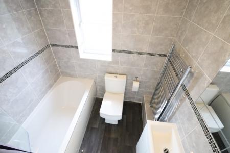 3 bedroom Semi-detached house to let in Stane Drive, Lincoln, LN4