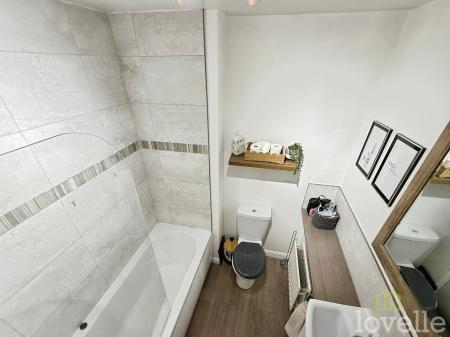 2 bedroom Terraced House for sale in Watling Close, Bracebridge Heath, LN4