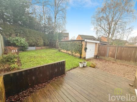 2 bedroom Semi-detached house to let in Harlaxton Close, Lincoln, LN6