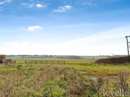 2 bedroom Terraced House for sale in Sherwood Drive, Waddington, LN5