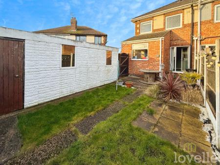 2 bedroom Semi-detached house for sale in Quorn Drive, Lincoln, LN6