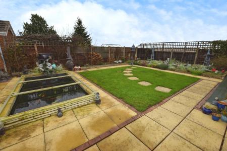 3 bedroom Detached bungalow for sale in Beacon Park Drive, Skegness, PE25