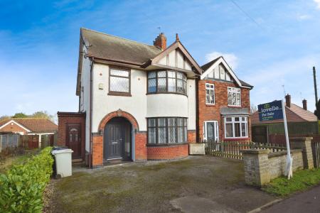 3 bedroom Detached house for sale in Burgh Road, Skegness, PE25