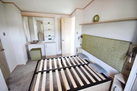 2 bedroom Caravan for sale in Cedar Lakes, Southview Leisure Park, Skegness, PE25