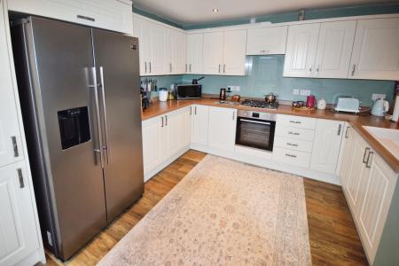 3 bedroom Detached house for sale in Croft lane, Croft, PE24